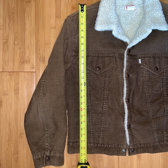 SOLD Levi’s Vintage Corduroy Sherpa Jacket - Picture 12 of 14